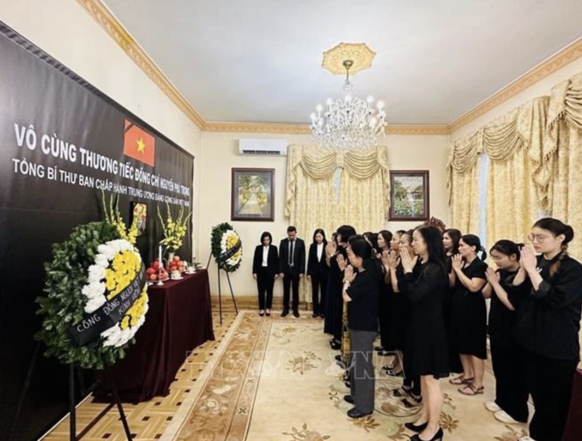 International organisations highly evaluate Vietnamese Party chief's imprints